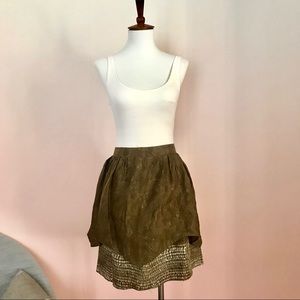 Banana Republic Skirt + Aritzia Bodysuit 🧜🏽‍♀️